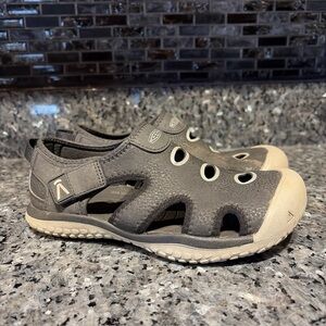 Keen Stingray Shoes Kid's 3 Black Gray Closed Toe Water Sandals AquaStop 1023153